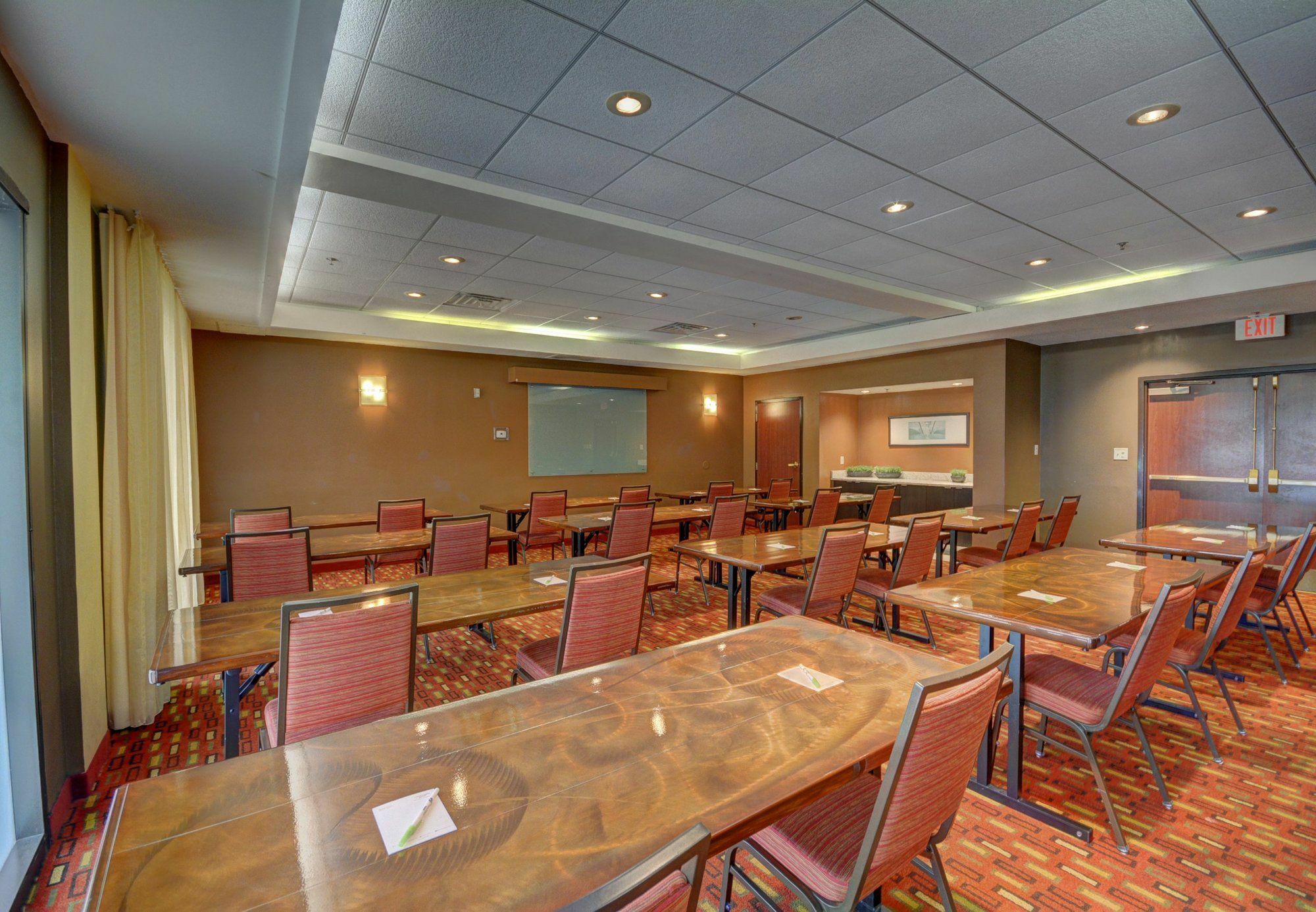Courtyard Lafayette Airport Hotel Bagian luar foto