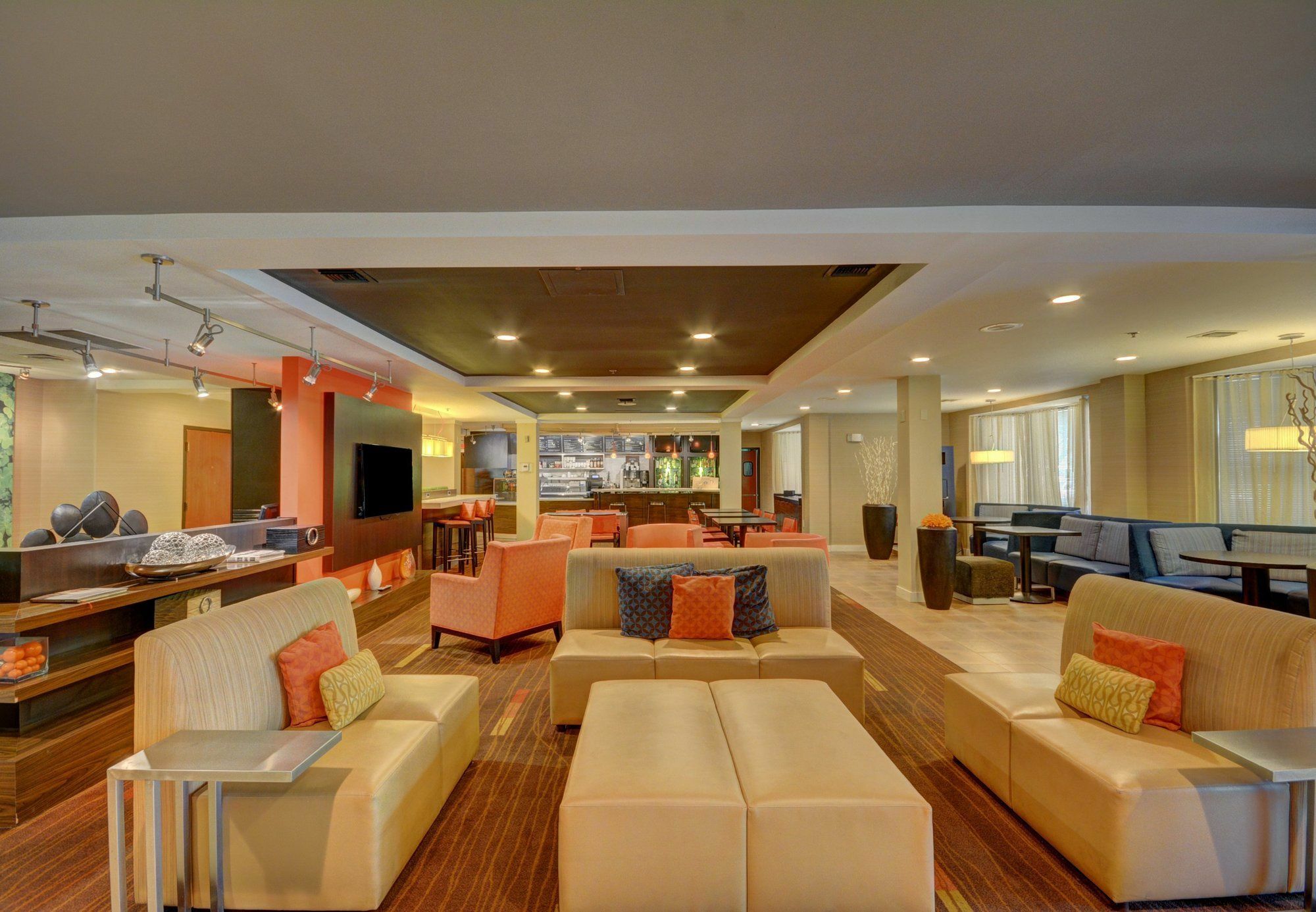 Courtyard Lafayette Airport Hotel Bagian luar foto